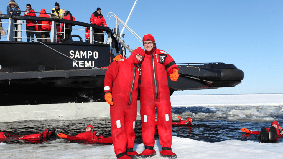 Haparanda/Tornio: Icebreaker Sampo Cruise With Ice Floating - Cruise Experience Highlights