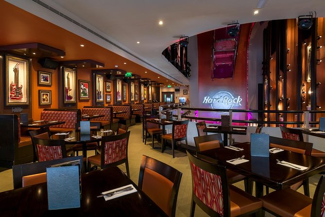 Hard Rock Cafe Lisbon With Set Lunch or Dinner - Location and Atmosphere