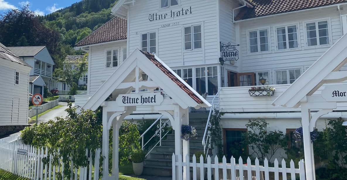 Hardangerfjord Lunch at Cider Farm, Coffee at Historic Hotel