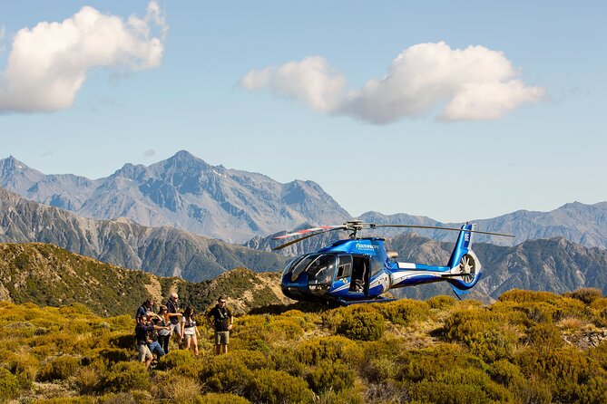 Helicopter Gin Tasting Tour in the Mountains Kaikoura