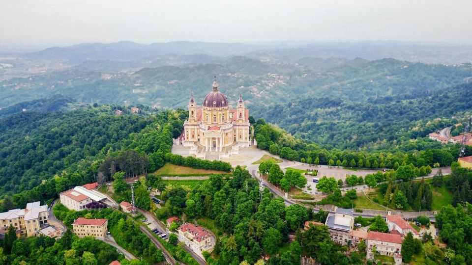 Hiking Among the Vineyards of Superga Hill