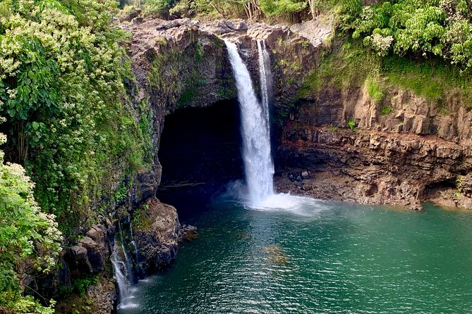 Hilo Shore Excursion: Active Volcano, Lava Tube, Waterfall and Gardens