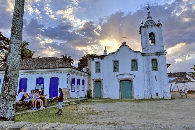 Historical Tour With Cachaça Tasting – by PARATY TOURS