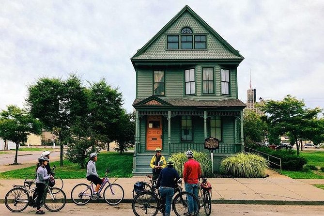 History Ride: The Best of Buffalo by Bike