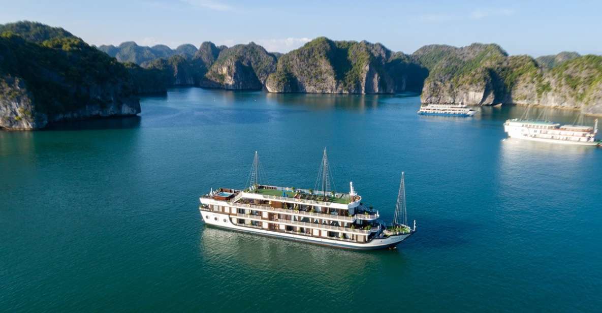 Hoàn Kiếm: 3-Day Lan Ha Bay Cruise With Private Balcony Room