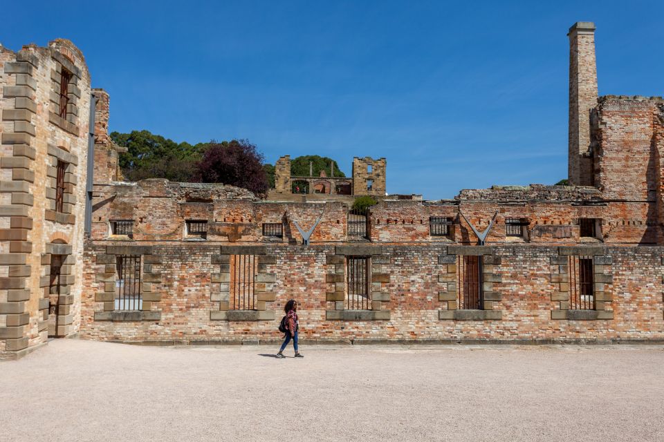 Hobart: Port Arthur, Richmond, and Tasman Peninsula Day Tour