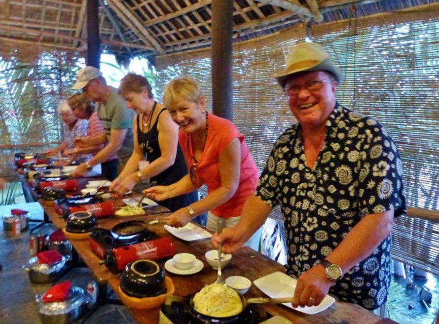 Hoi An: Market Trip, Basket Boat & Cooking Class With Locals - Overview of the Experience