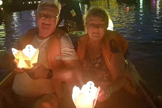 HOI AN WALKING TOURwith RIVER BOAT RIDE-NIGHT MARKET-LANTERN AREA