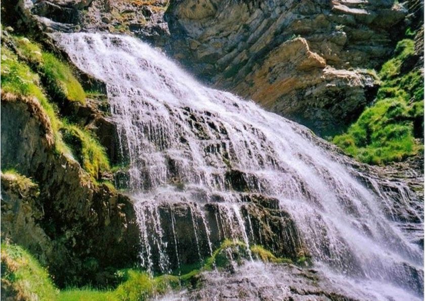 Horsetail Falls Full-Day Tour From Monterrey