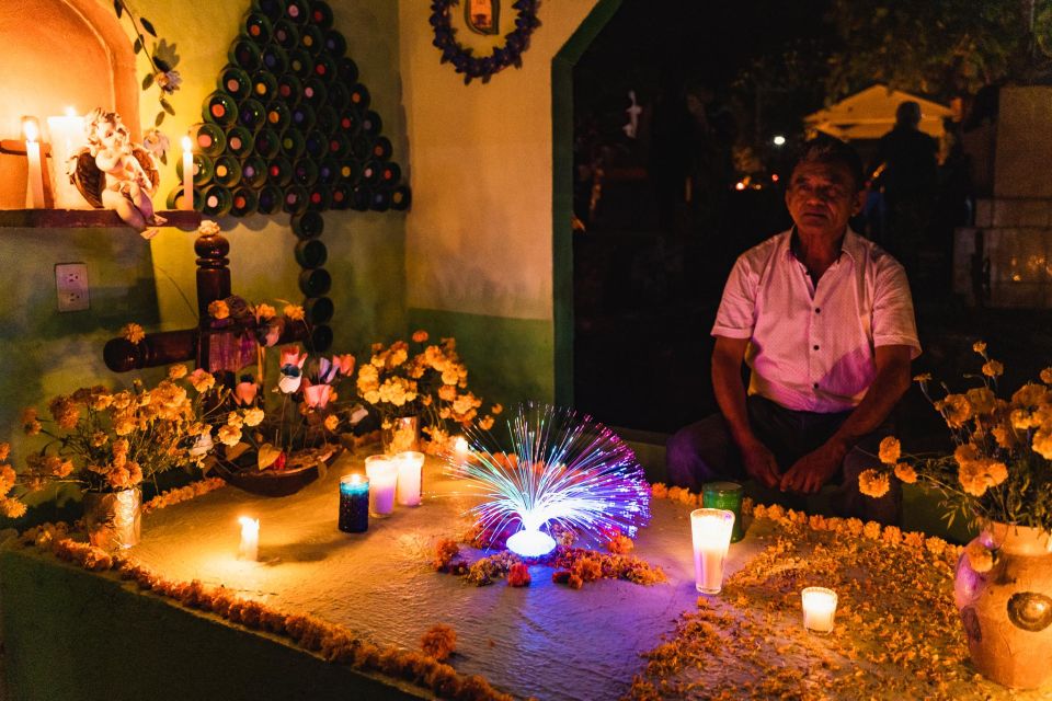 Huatulco: Day of the Dead Experience and Tour