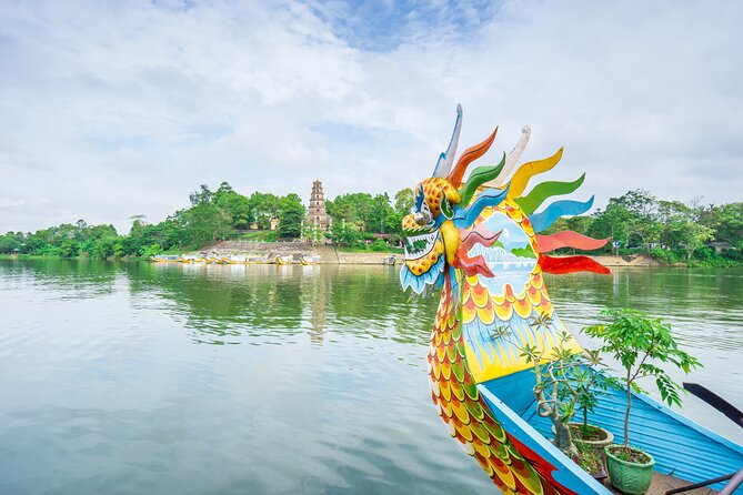 Hue Private Tour: Royal Tombs, Citadel, Thien Mu Pagoda by Boat