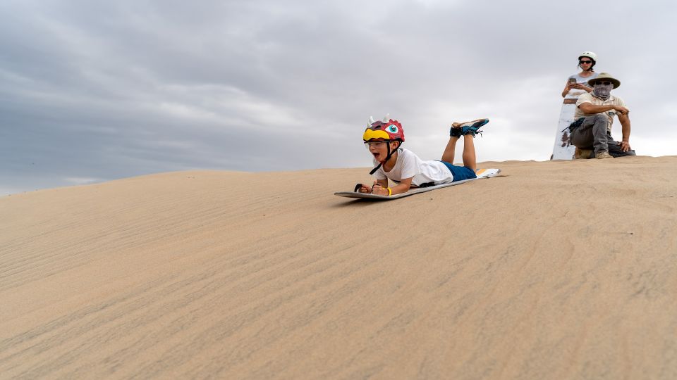 Ica: Dune Buggy and Sandboard at Huacachina Oasis