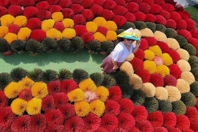 Incense Village Small Group Of 9 Tour From Hanoi to Ninh Binh - Group Size