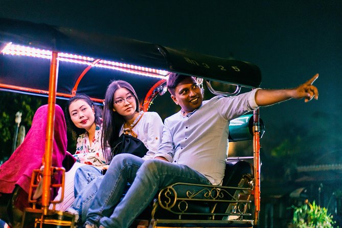 Instagram Sun Tuk Tuk Experience in Moonlight With Small Group - Experience Overview