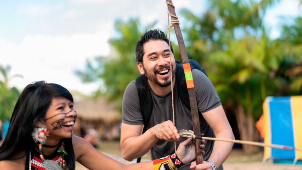 Iquitos: Guided Boat Tour of Amazon River & Native Community