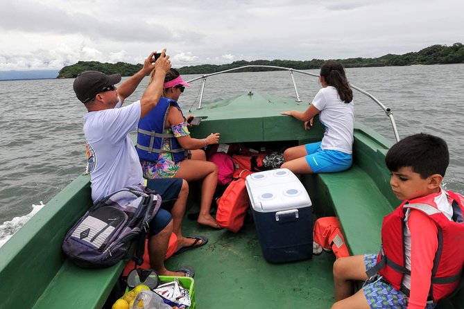 Isla Tortuga Snorkeling Tour