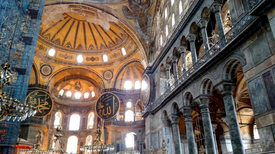 Istanbul: Blue Mosque & Hagia Sophia Guided Tour W/ Tickets