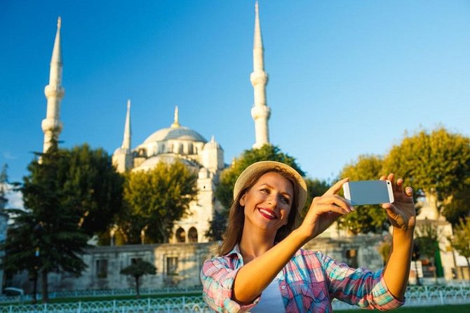 Istanbul Highlights Small-Group Walking Guided Tour and Transfers