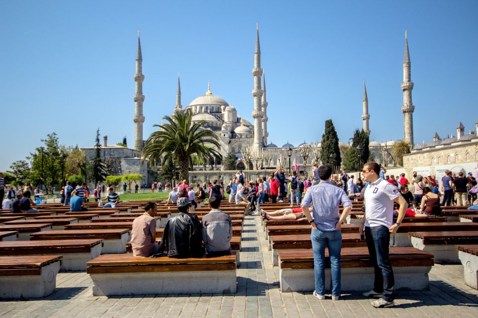 Istanbul Highlights Small-Group Walking Guided Tour