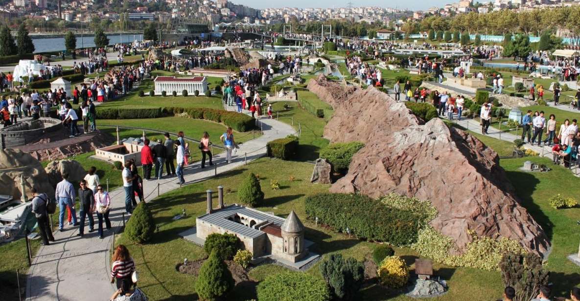 Istanbul: Miniaturk Museum & Shopping Tour