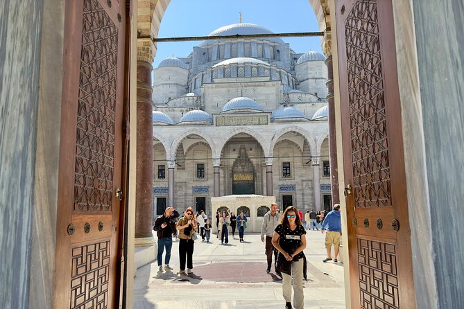 Istanbul Old City: Basilica Cistern - Blue Mosque - Grand Bazaar - Tour Overview