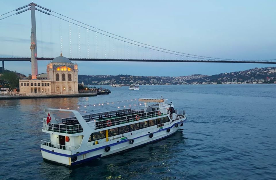 Istanbul: Old Town Highlights Tour & Bosphorus Cruise - Tour Overview