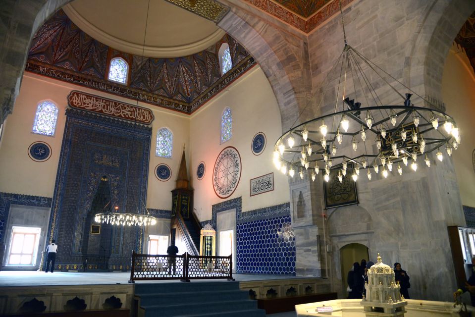 Istanbul: Private City Highlights Guided Tour With Transfers - Tour Overview and Pricing