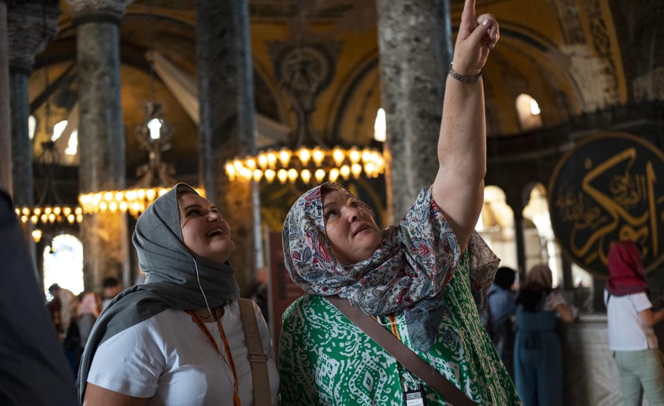 Istanbul: Topkapi, Hagia Sophia and Basilica Cistern Tour - Tour Overview