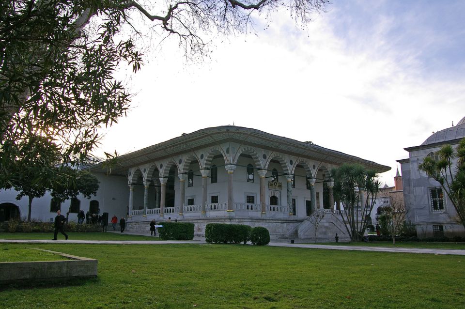 Istanbul: Topkapi Palace & Harem Tour Skip-the-Line Ticket