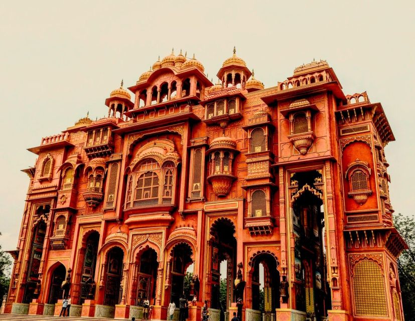 Jaipur: Private Sightseeing Day Tour With Guide by Car