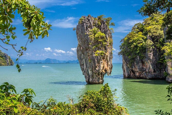 James Bond Island Day Tour With Kayaking Experience by Speed Boat From Phuket