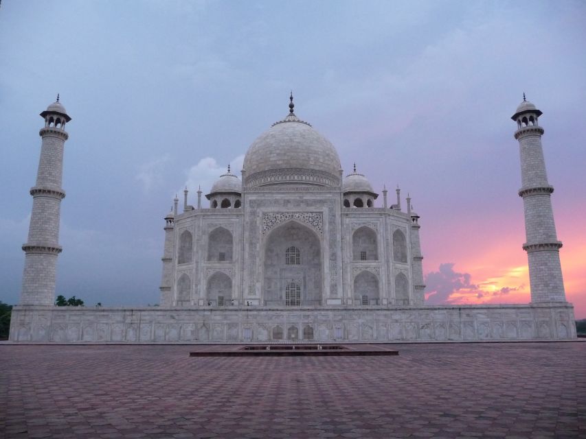 Jewels of India: Agra & Jaipur Expedition