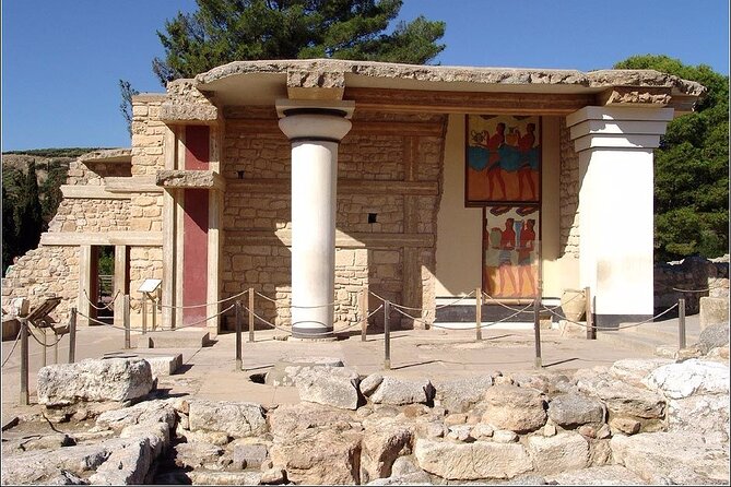 Knossos-Arch.Museum-Heraklion City – Full Day Private Tour From Chania