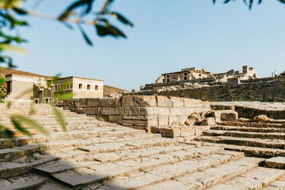 Knossos: Knossos Palace Skip-the-Line Guided Walking Tour