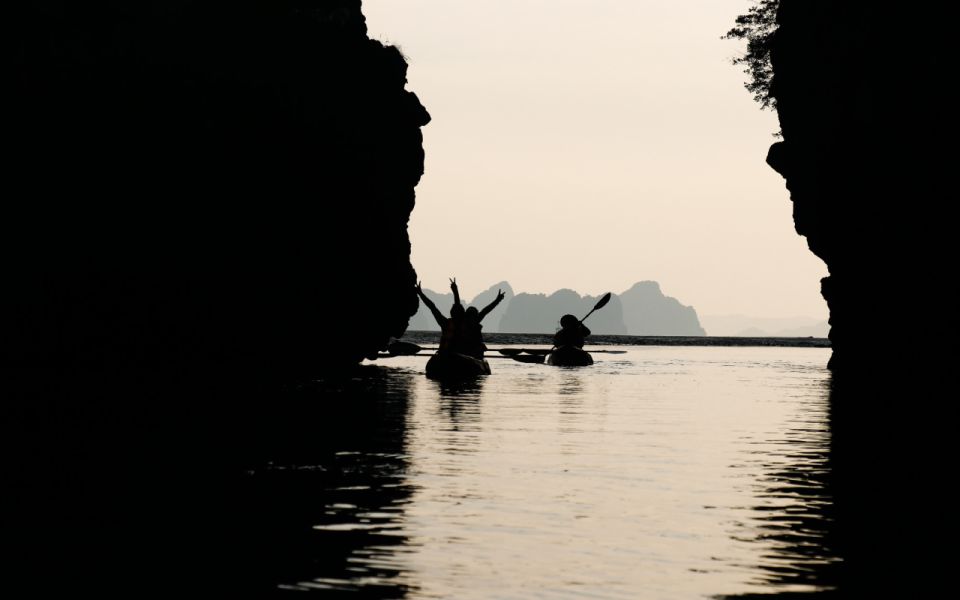 Krabi: Sunset Kayaking Ao Thalane With Dinner BBQ - Beachside BBQ Dinner Experience