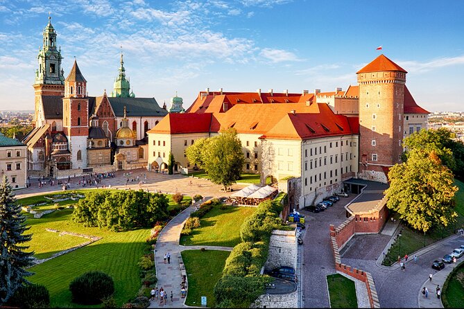 Krakow Guided Tour to Iconic Polish Royal Residence Wawel Castle - Overview of Wawel Castle