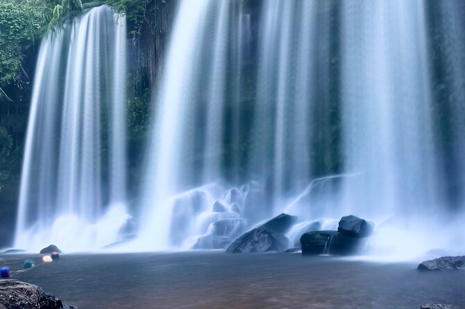 Kulen Waterfall and 1000 Linga River Tour From Siem Reap