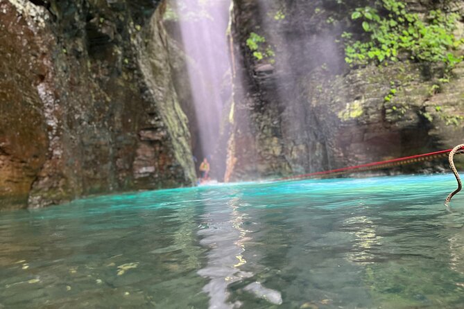 La Leona Waterfall: A Hidden Gem in the Canyons