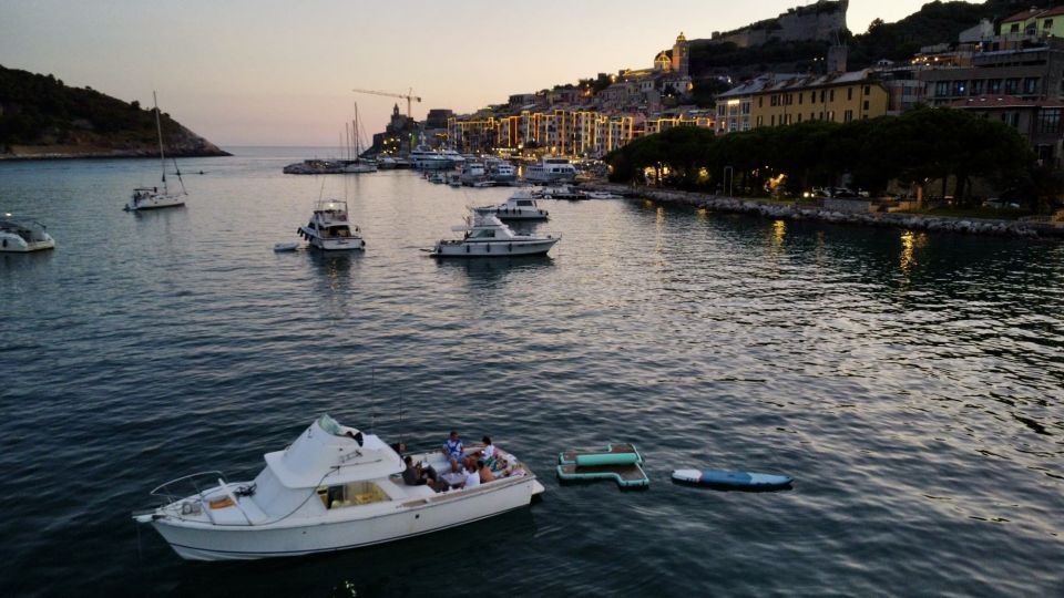 La Spezia: 6-Hour Boat Trip With Swim & Diving Stops