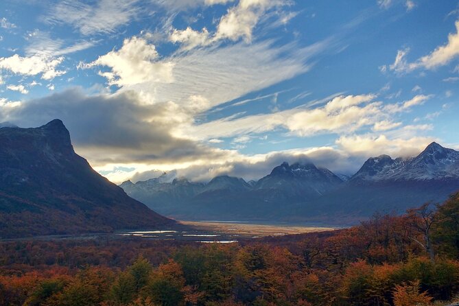 Lakes District 4×4 Full-Day Tour With Lunch From Ushuaia