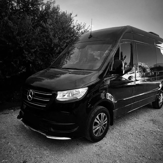 Lavrion Port & Marina to Athens City VIP Mercedes Minibus