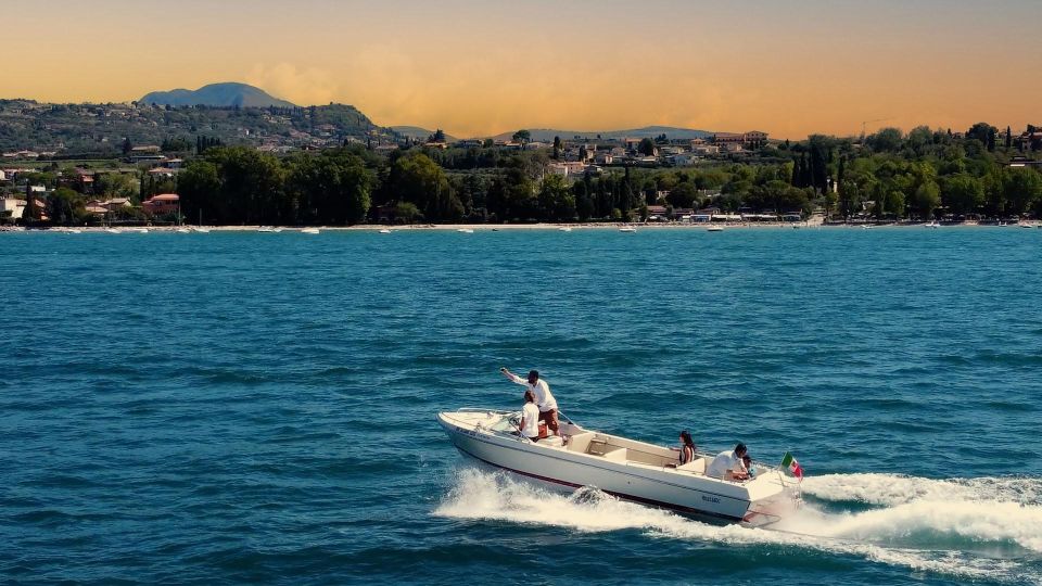 Lazise: Sunset Cruise With Wine Aperitif on Lake Garda