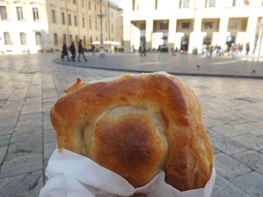 Lecce: Street Food Tasting and Walking Tour