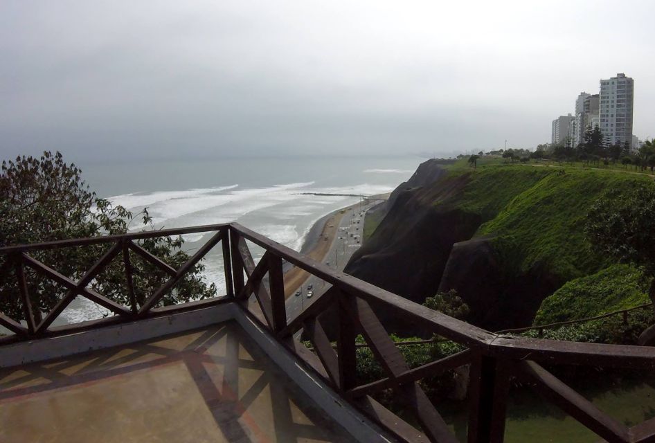 Lima: Bike Tour of Miraflores, Barranco and Morro Solar - Overview of the Tour