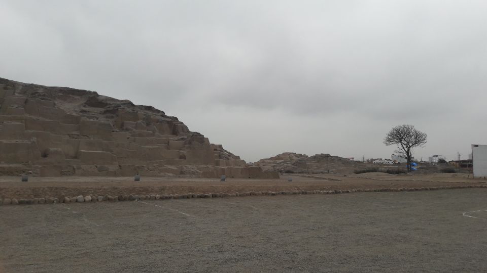 Lima: Private Tour to Huaca Pucllana and Huaca Mateo Salado