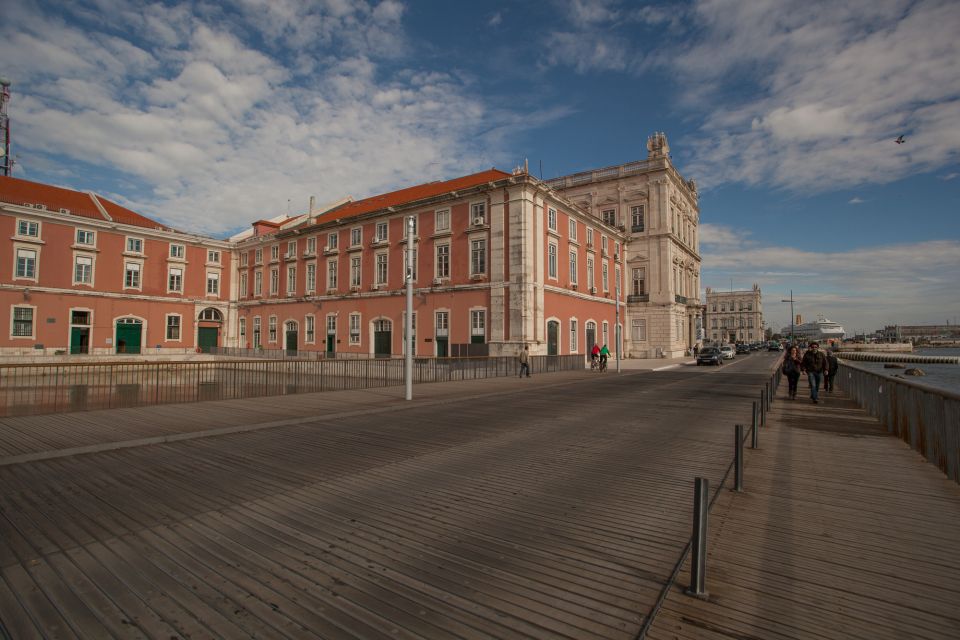 Lisbon: 2-Hour Belém and the Golden Era Tour by Eco-Tuk