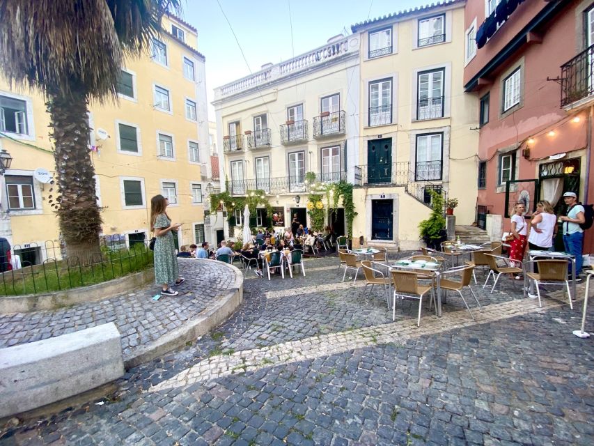 Lisbon: Alfama District Smartphone Audio Walking Tour