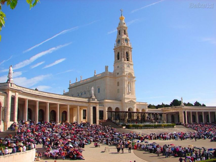 Lisbon and Fatima Sanctuary Full-Day Private Tour