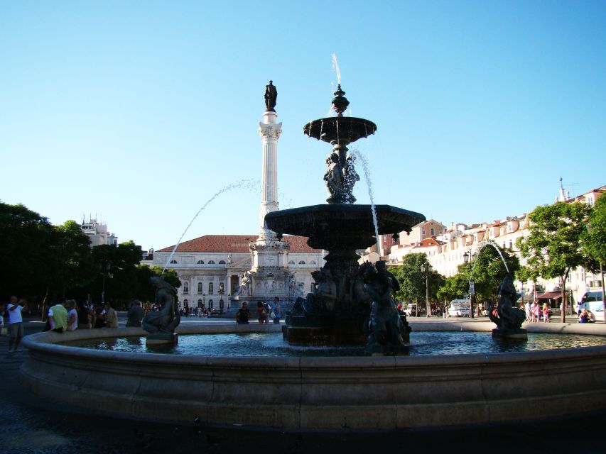 Lisbon: City Walking Tour With Local Guide