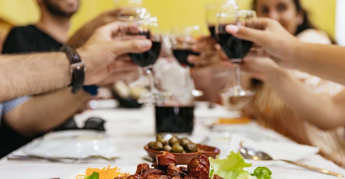 Lisbon: Food and Wine Small Group Walking Tour